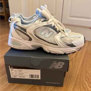 New Balance 530 , Women White and Light Blue Athletic Sneakers